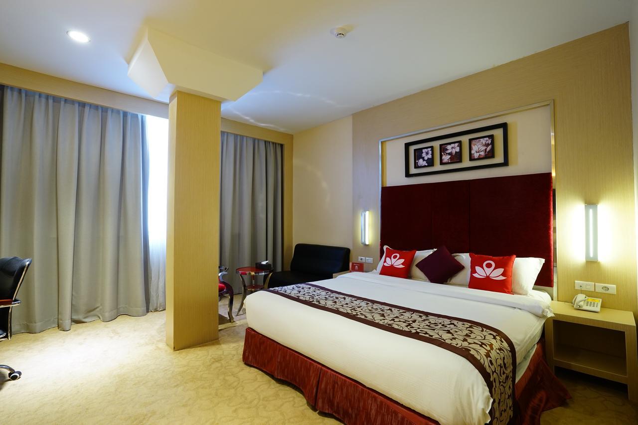 Zen Rooms Near Bcs Mall Penuin Batam Εξωτερικό φωτογραφία
