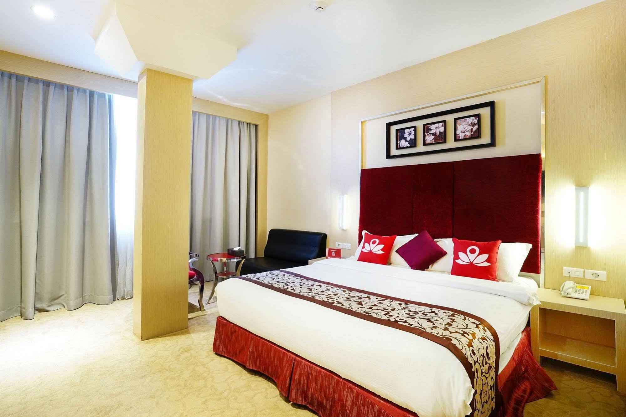 Zen Rooms Near Bcs Mall Penuin Batam Εξωτερικό φωτογραφία